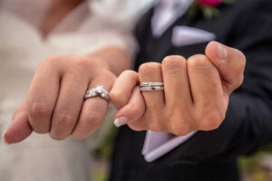 bride-and-groom-ring-set