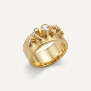 yellow gold bezel
